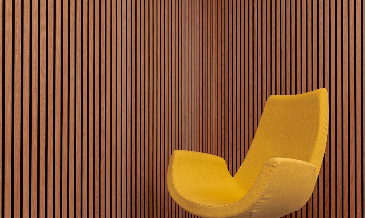 Zo maak je zelf een lattenwand voor je woonkamer